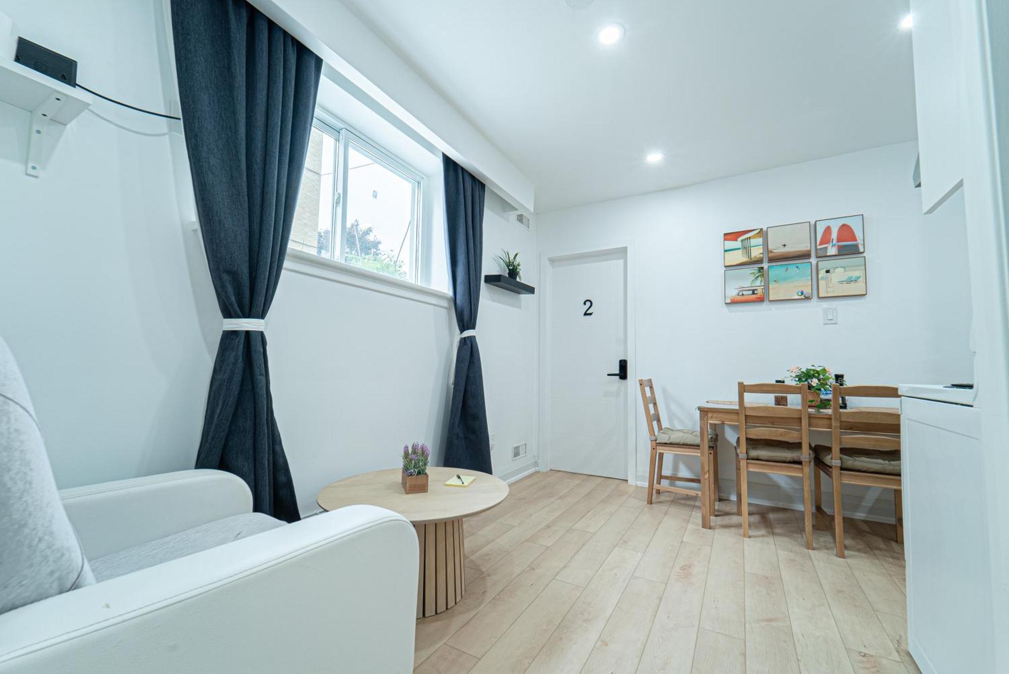 Quiet & Comfortable Double Private Room, Free Parking Toronto Buitenkant foto